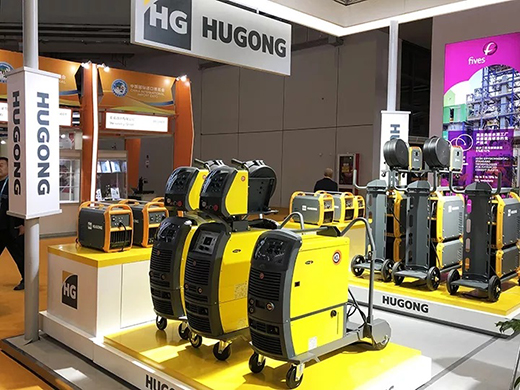 进博会首日d88尊龙z6意大利CEA展位展品d88尊龙z6CEA数字化焊机 进博会首日d88尊龙z6意大利CEA展位展品d88尊龙z6CEA数字化焊机